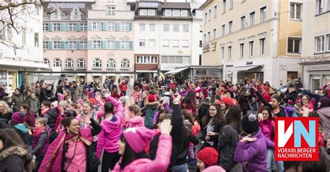 One Billion Rising Mit Tanz Und Freude Gegen Gewalt An Frauen