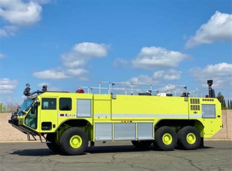 2004 Oshkosh Striker 3000 6x6 Aircraft Rescue Arff Used Truck Details