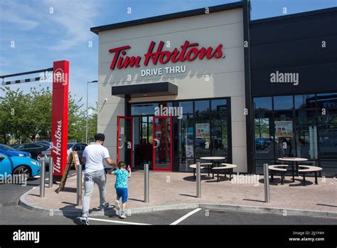 Tim Hortons Restaurant And Drive Thru Oldbury Stock Photo Alamy