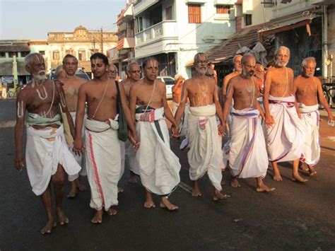 Srirangam Kovil Masi Theppotsavam Morning Purappadu Day 5 Archive