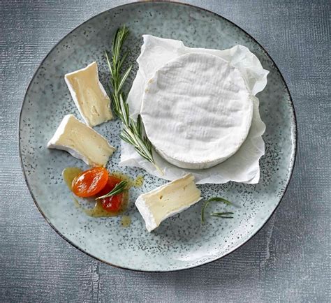 Brie | Everything you need to know about Brie cheese | Castello ...