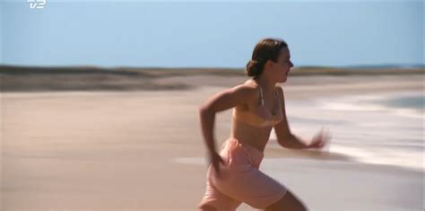 Nude video celebs Laura Kjær sexy Badehotellet s06e01 2019