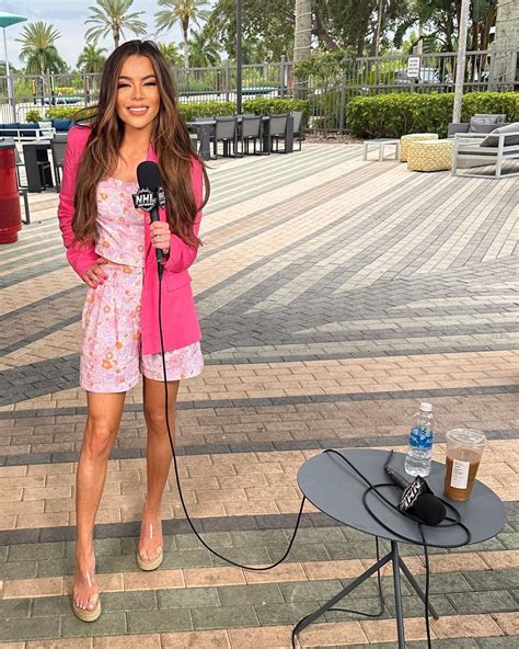 Meet Jackie Redmond The Wwes Stunning Latest Backstage Reporter