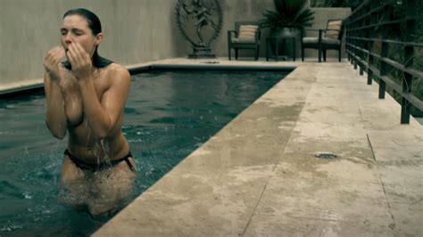 Naked Lili Mirojnick In Assassins Tale