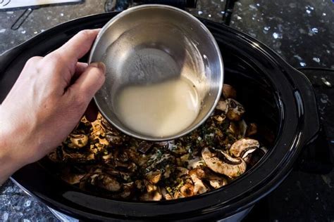 Easy Crock Pot Beef Stroganoff With Mushroom Soup Foodtalk