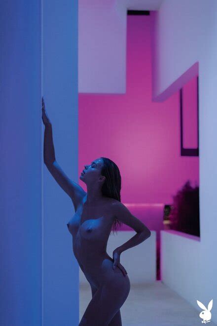 Vaporwave Nude Porn Pic