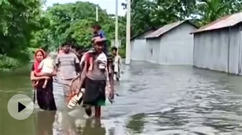 Assam Floods Nearly 2 27 Lakh People Affected In Assam Floods Rescue