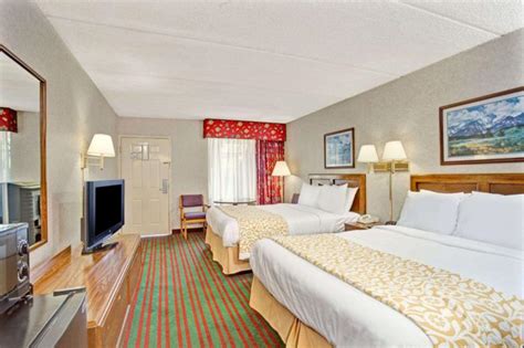 Days Inn Kodak - Sevierville Interstate Smokey Mountains - Sevierville ...