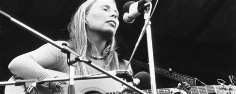 Why Joni Mitchell And Graham Nashs Short Lived Relationship Was Doomed