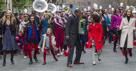 Its The Hard Knock Life In New Annie Trailer Cbs News