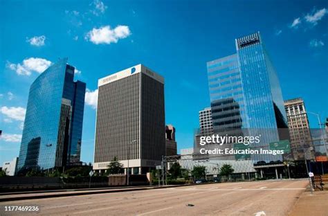 302 Richmond Virginia Skyline Stock Photos, High-Res Pictures, and ...