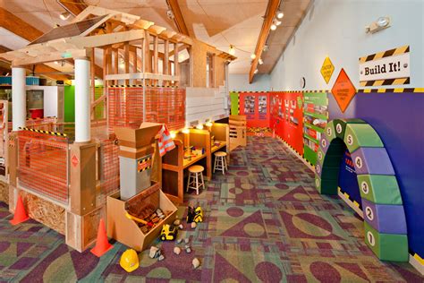 build  ali ucci design