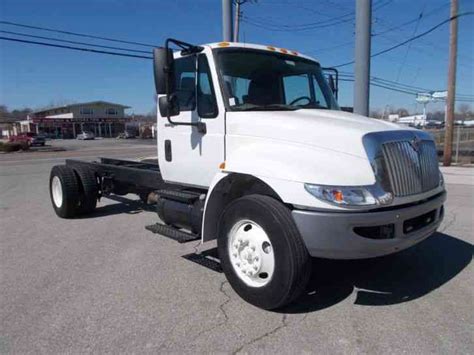 International 4300 Durastar 2010 Medium Trucks