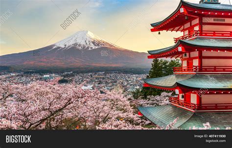 Fujiyoshida, Japan Image & Photo (Free Trial) | Bigstock