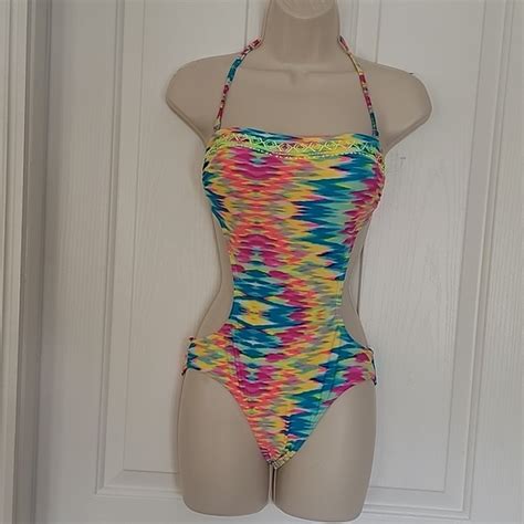 Gianni Bini Swim Gb Gianni Bini One Piece Swim Suit Halter Small Poshmark