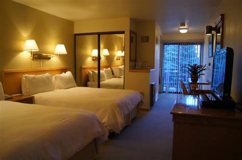 Aspen Mountain Lodge - Affordable Lodging in the Heart of Aspen