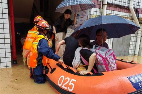 China Activates Level Iii Emergency Response For Flood Control