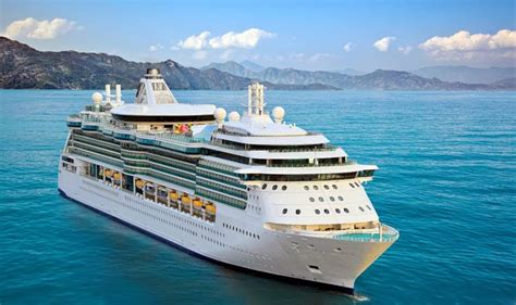 10 Best Cruises In India You Should Try For A Smooth Sailing Holiday