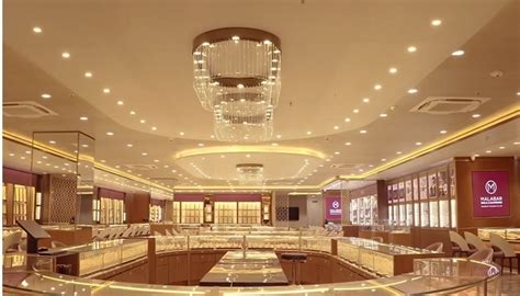 India Malabar Jewelry Group Opens World S Biggest Jewelry Showroom