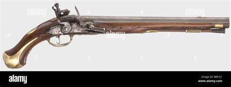 Pistolet cavalerie modèle 1731 canon rond de calibre 17 mm Flintlock