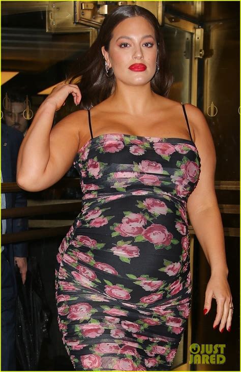 Ashley Graham Reveals The Unexpected Advice She Asks From Fellow Moms Photo 4400538 Pregnant