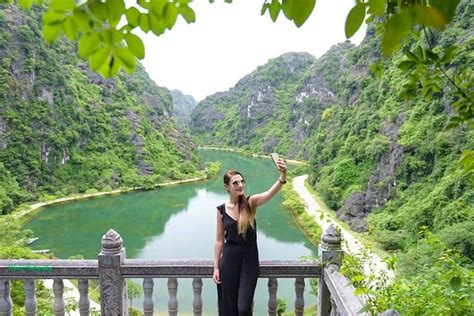 Ninh Binh Day Trip From Hanoi Hoa Lu Tuyet Tinh Coc And Tam Coc