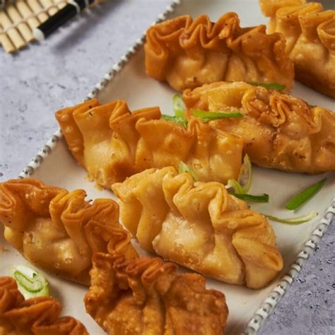 The BEST Easy Crab Rangoon Recipe (Made In Just 20 Minutes)