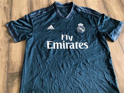 Rare Jersey Jersi Real Madrid Away 2018 Men S Fashion Activewear On