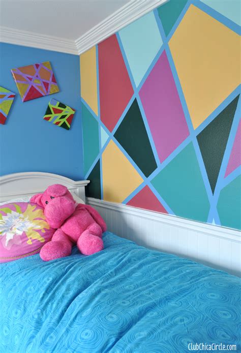 Modern Art Wall Design DIY for the Coolest Wall Ever! | Club Chica ...