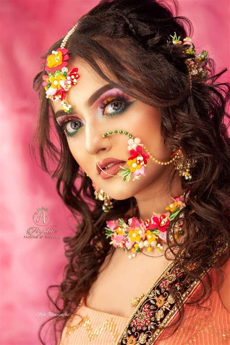 Flower Jewellery For Mehndi Wedding Flower Jewelry Floral Jewellery