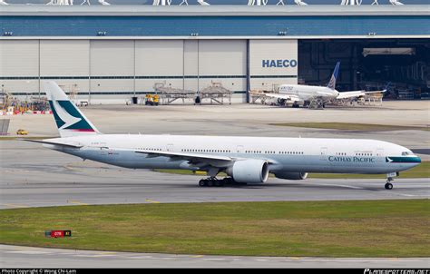 B Kpq Cathay Pacific Boeing Er Photo By Wong Chi Lam Id