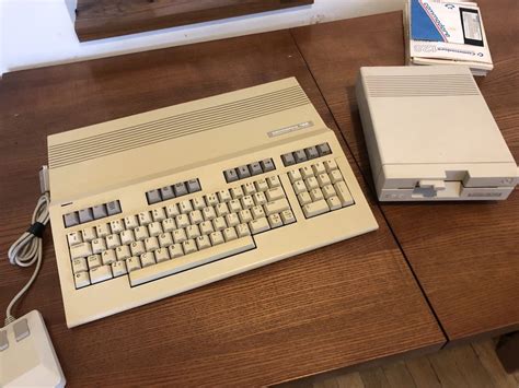 Commodore 128 Plus Stacja 1541 II Plus Dyskietki Plus Mysz Lublin OLX Pl