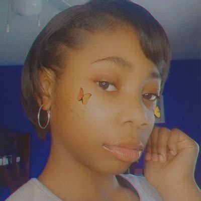 Hot Girl Niyah GirlishReal Twitter