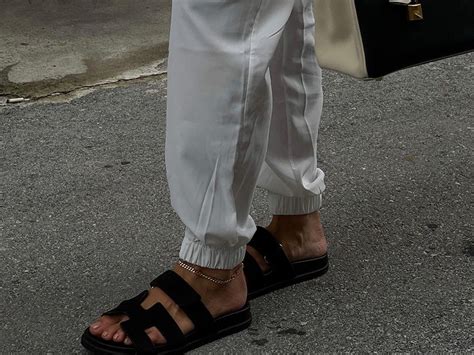 30 Comfortable Summer Sandals That Are Actually Chic | Who What Wear