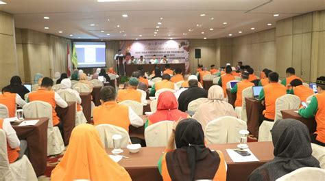 Rapat Kerja Hari Pertama Rektor Uin Syahada Padangsidimpuan Garis