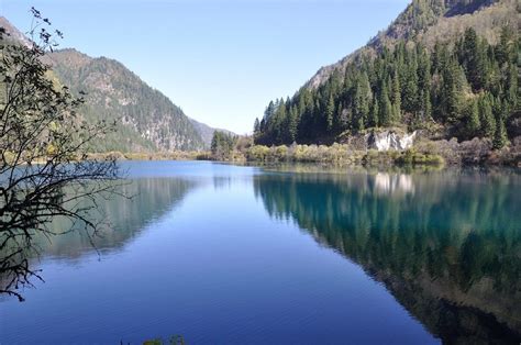 Huanglong Travertine Pools - Southern China - Tiplr