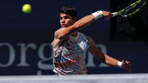 Carlos Alcaraz Rolls Into Fourth Round At Us Open