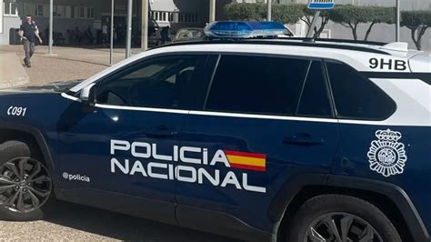 La Policía Nacional intercepta un envío de 13 000 kilos de productos