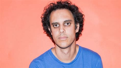 Four Tet Returns To His Wingdings Alias For Suprise New Four Track Ep This Song Is Sick