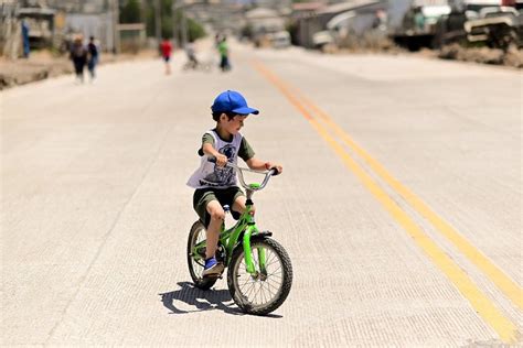 Inauguran obra de pavimentación en La Presa Este XEWT 12