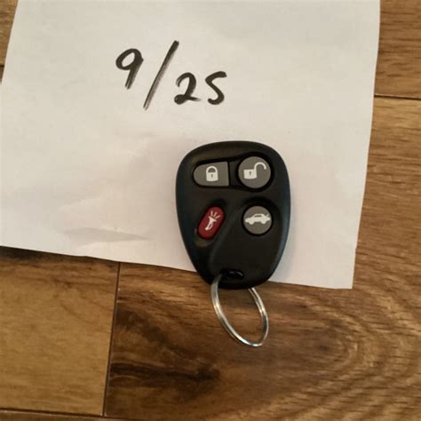 Oem Cadillac Cts Keyless Entry Remote Key Fob Transmitter