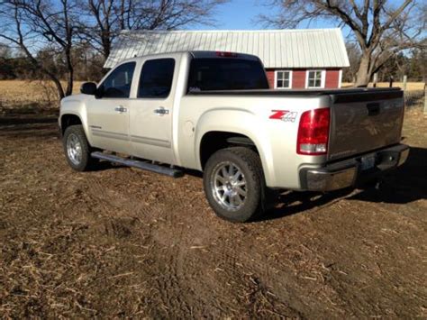 Buy Used 2008 GMC SIERRA 1500 CREW CAB SLE 5 3L 4X4 Z71 In Grand Island