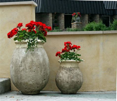 20 Italian Garden Pots Ideas To Consider | SharonSable