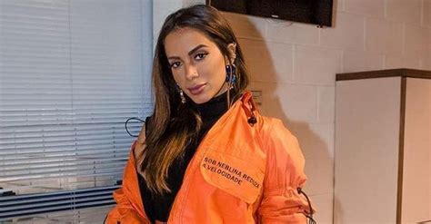 Anitta Compartilha Cliques Nos Bastidores De Videoclipe O Cantor