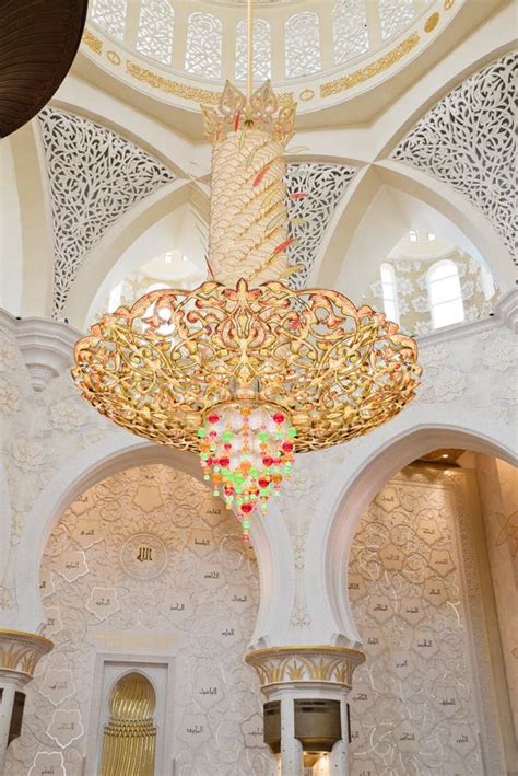 Sheikh Zayed Mosque Interior Stock Image - Image of indoor, floral ...