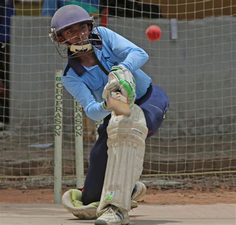 Pallisree Cricket Coaching Camp Blog How A Good Batsman In Cricket Is