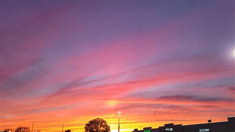 go outside right now and look at the sunset. : r/VirginiaBeach