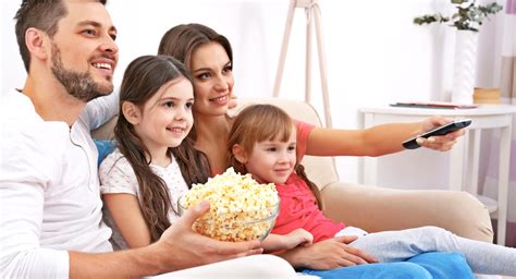 7 Family-Friendly Netflix Movies to Watch This Weekend | Couponing 101