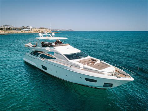 Guide To Choosing The Perfect Luxury Yacht Cabo Yacht Charters