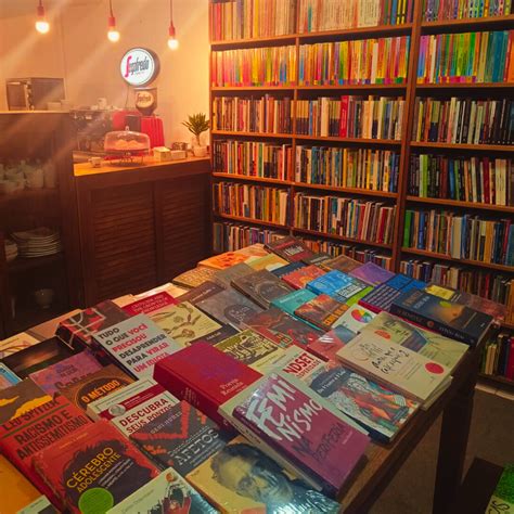 Editoras Em Porto Alegre - CirKula Editora, Livraria & Café | Porto Alegre RS